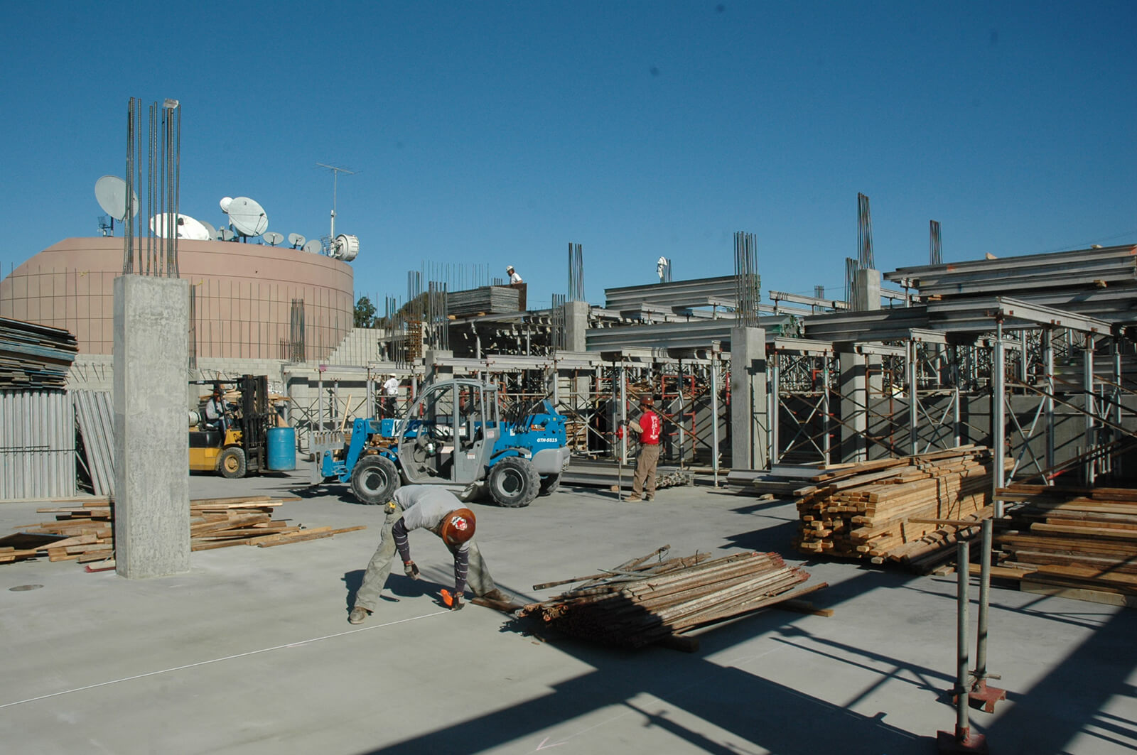 Concrete showroom floor